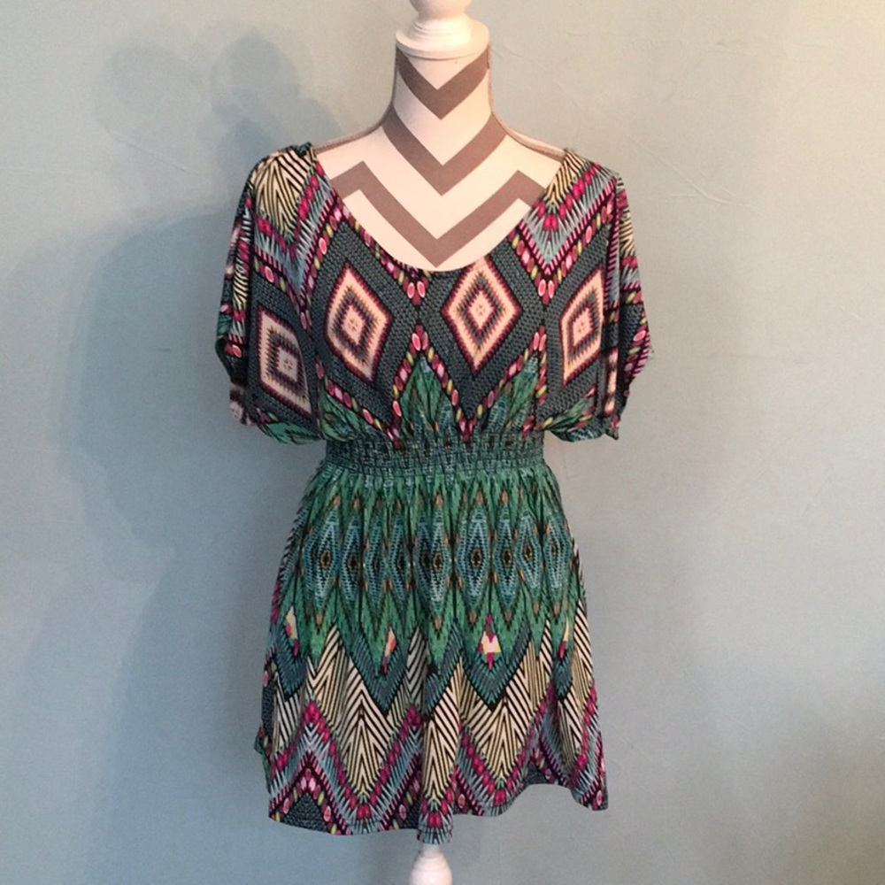 WinWin Adjustable Tie Blouse SZ L to XL